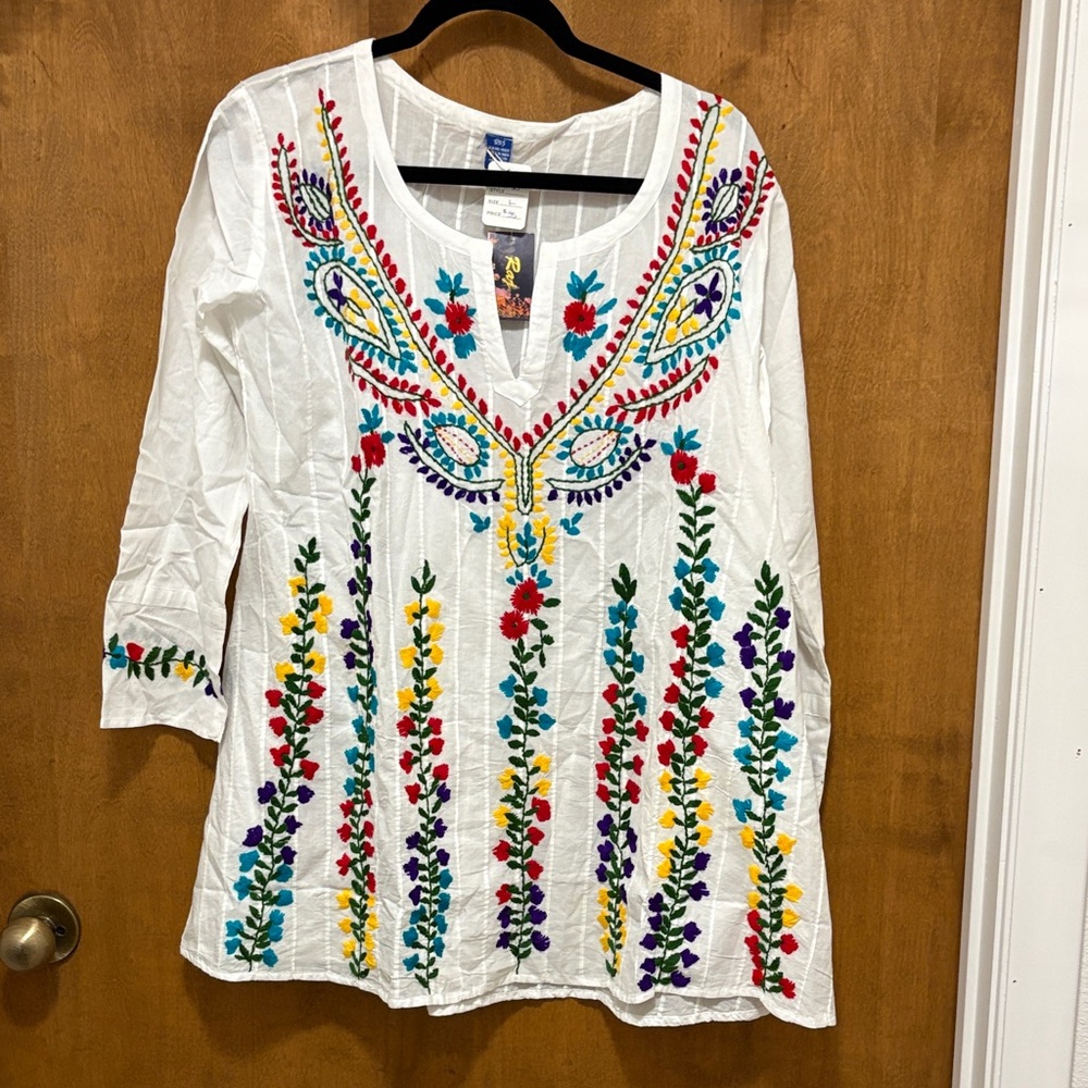 576. Raj White Embroidered V-Neck Women’s Top with Multicolor Floral Detail